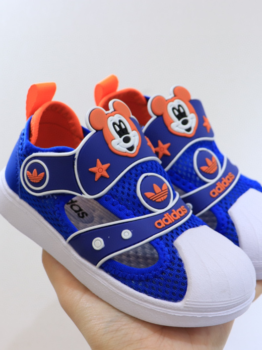 Children's shoes